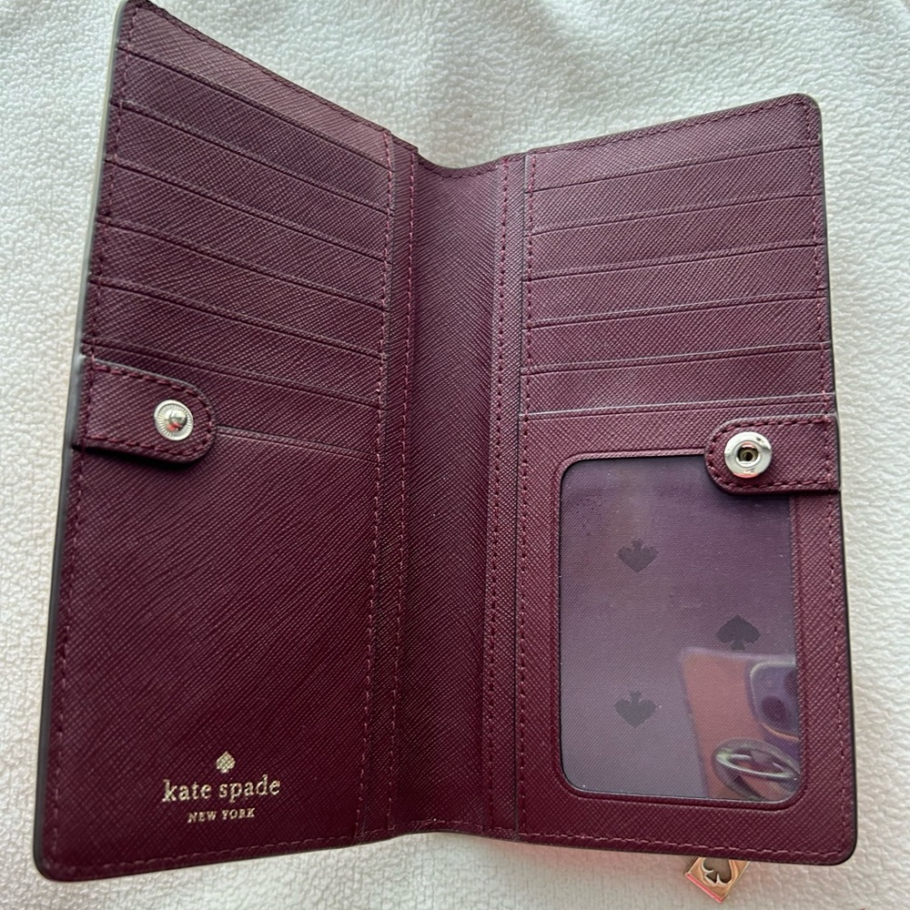 Authentic Kate Spade Wallet - Picture 2 of 6